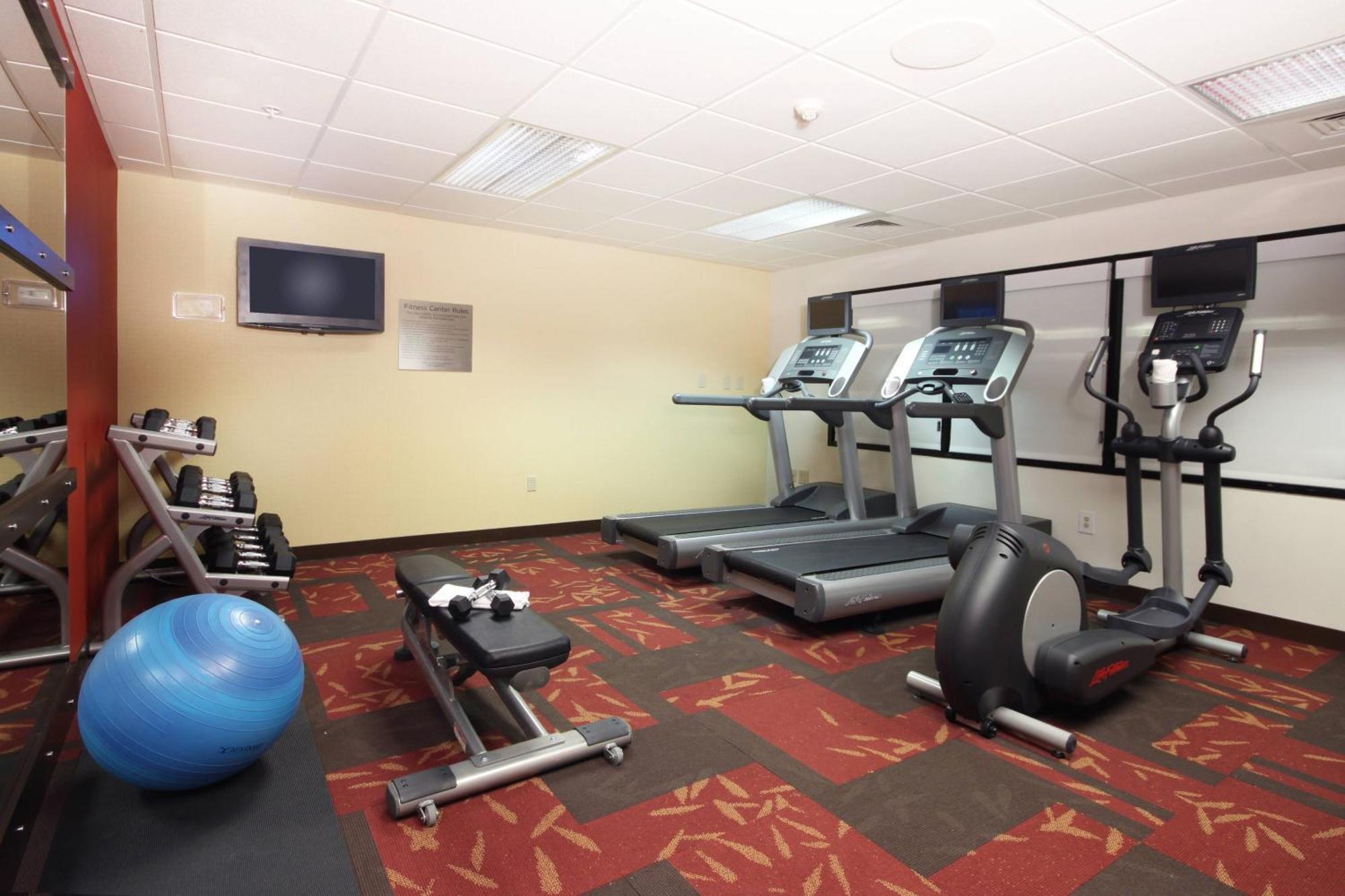 Courtyard By Marriott Roseville Exterior photo
